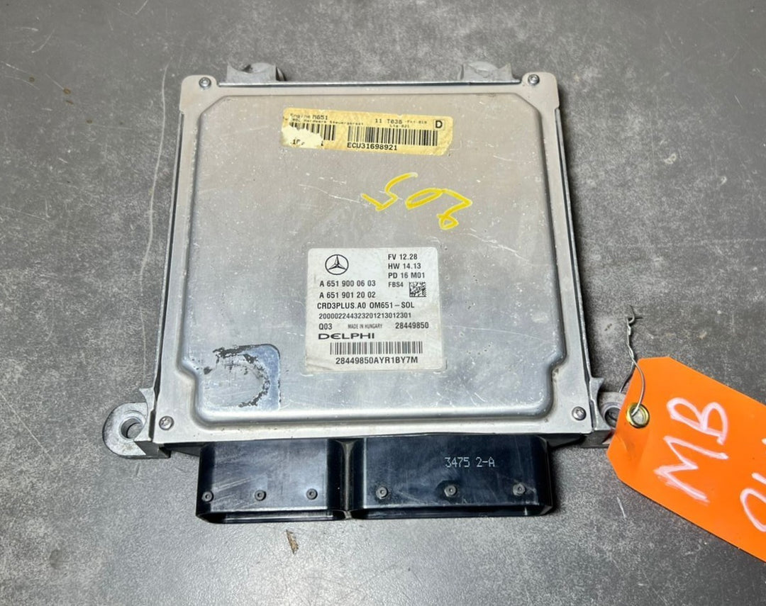 14-18 Mercedes W205 C-Class Engine Control Module Unit ECM ECU A651 9000603 OEM