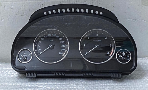 OEM BMW F10 2014 DIESEL SPEEDOMETER / INSTRUMENT PANEL CLUSTER 9348714