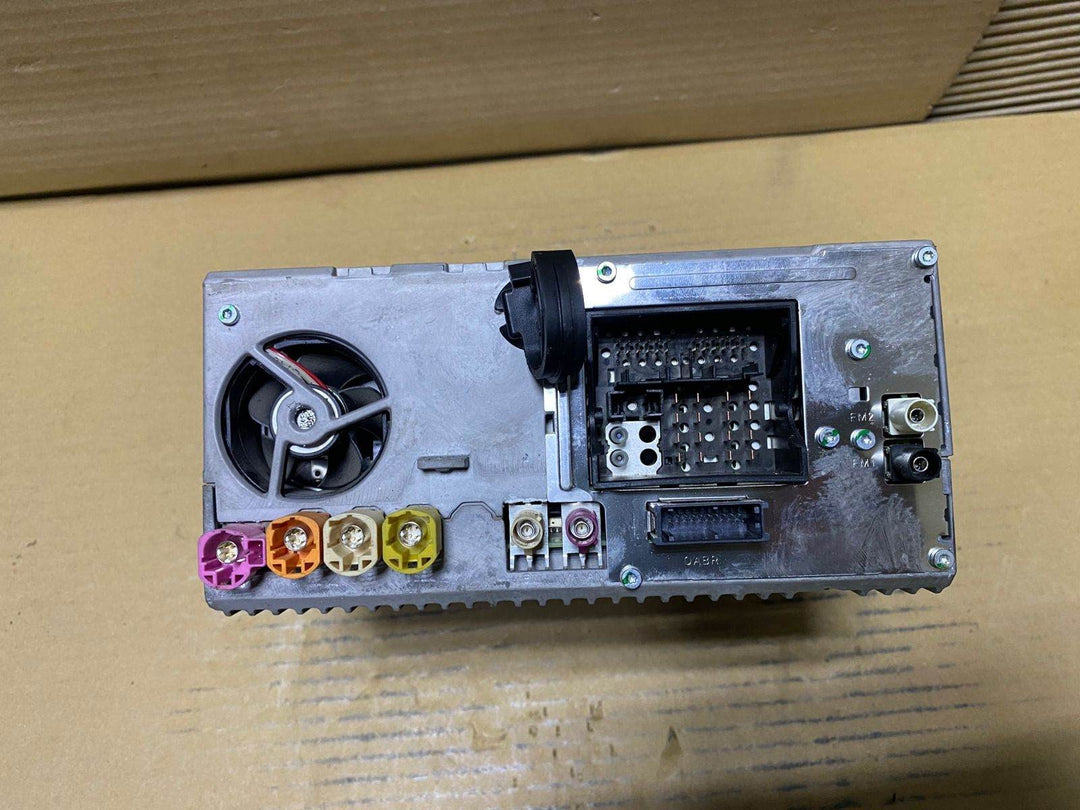 BMW Navigation System Head Unit 8794113 5 Series G30 G31 alpine 2017