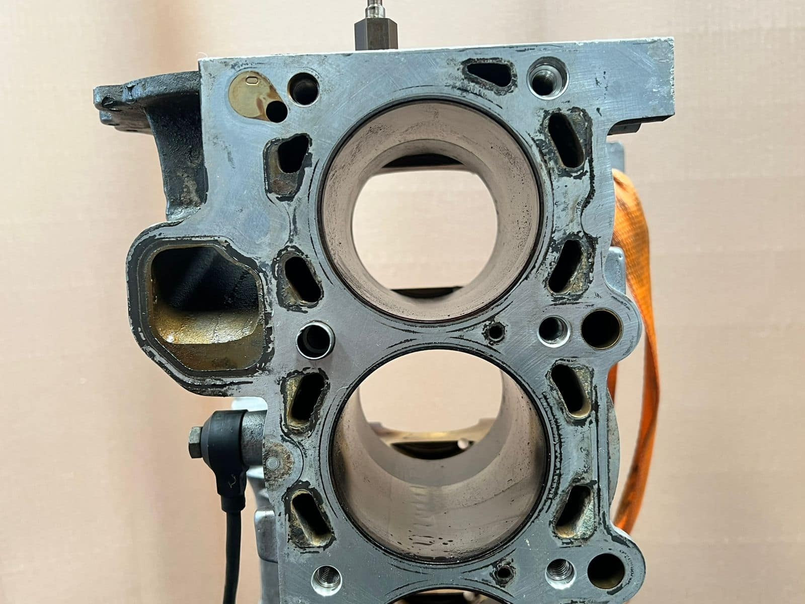 BMW 530i 3' 5' E83 E39 E60 E46 M54 ALUMINIUM inline-six Engine Block 7502903 OEM