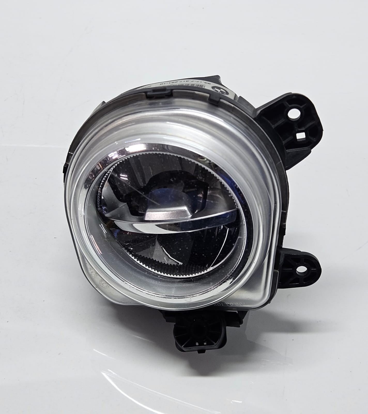 7317251-2014-2018 BMW X5 X4 F26 Fog Light Left Side OEM
