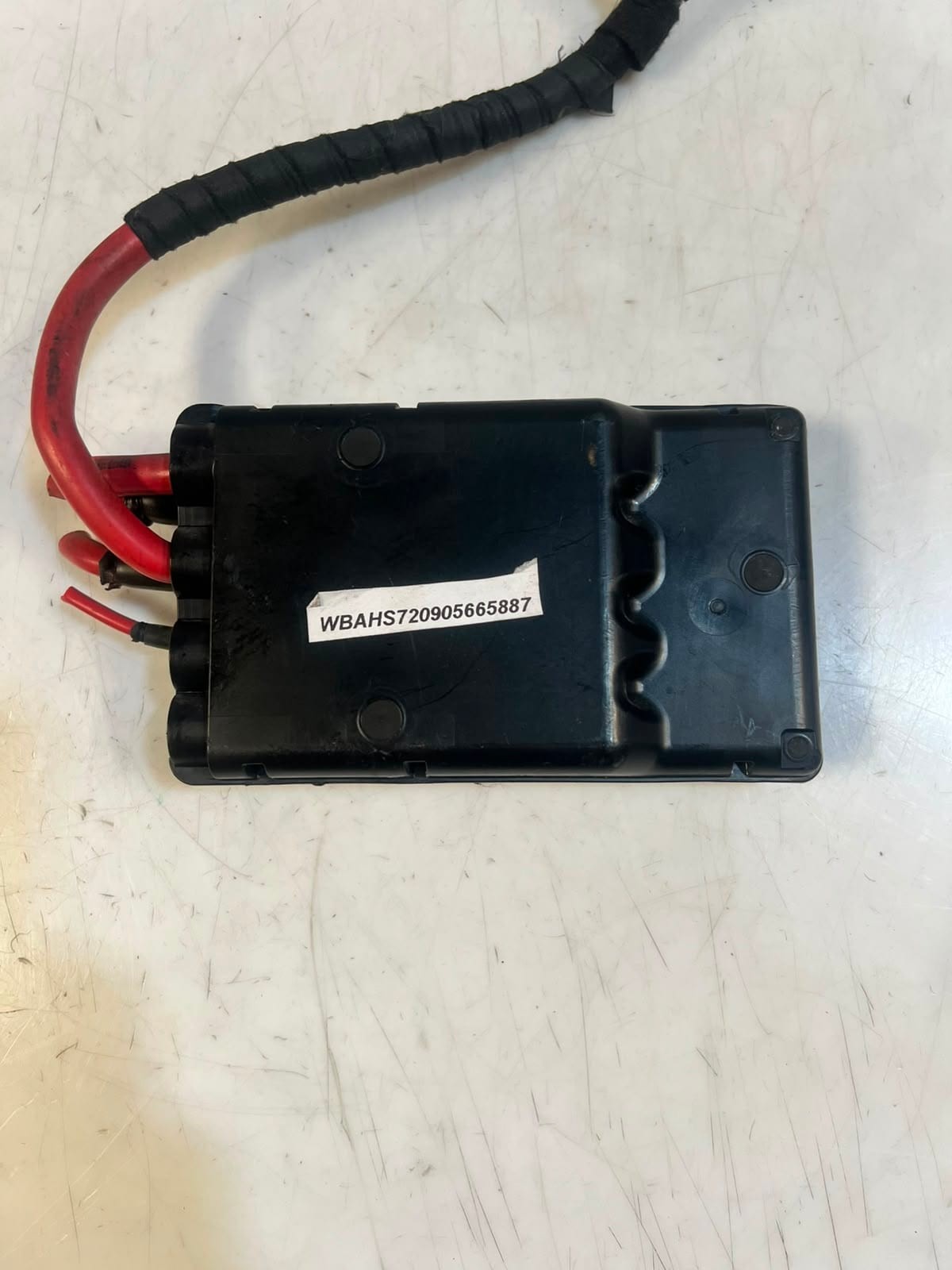 BMW X1 F46 F45 F48 F49 F54 MINI F55 F56 Fuse Box Junction Terminal Box 9321022