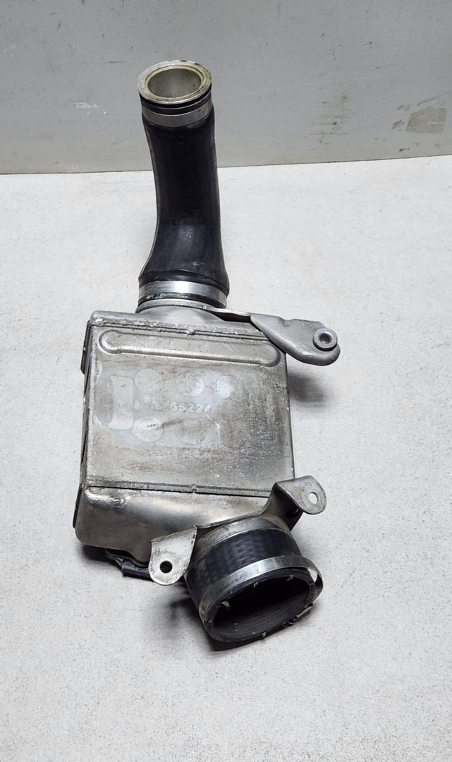2009-2015 BMW 750Li Turbocharger Intercooler 7575403 550i 650i 750i and 750Li
