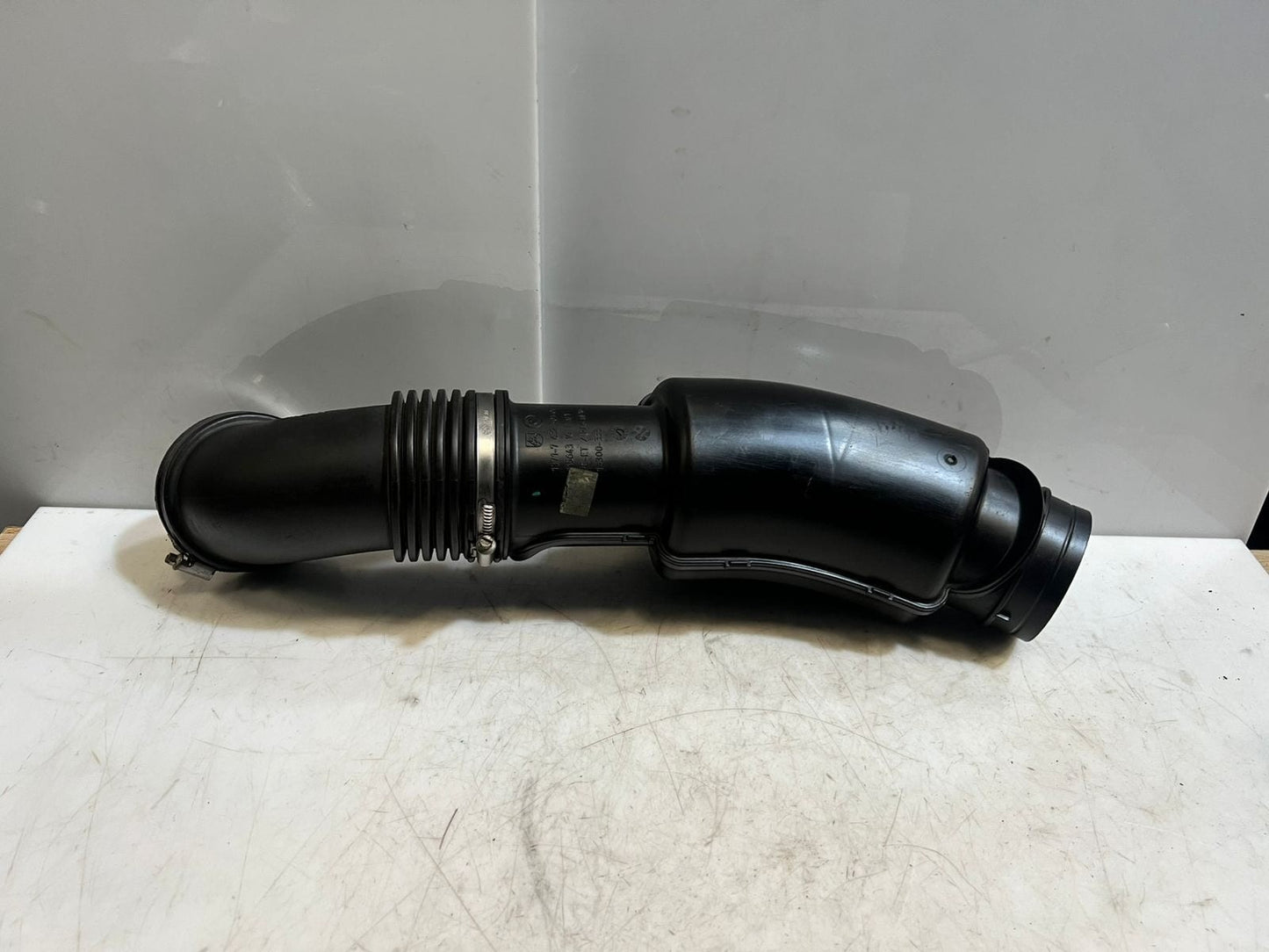 2012-2015 BMW X1 E84 N20 Air Intake Duct HOSE PIPE LINE 7632501 OEM