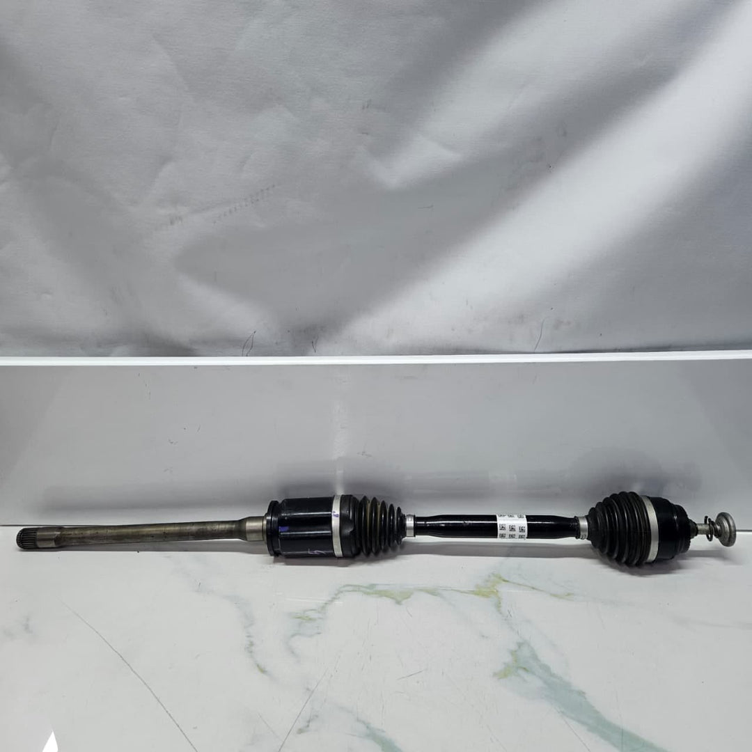 2023 BMW XM G09 S68 4.4 V8 Front Right Driveshaft 5A2E808 TEST DRIVE SHAFT 30KM