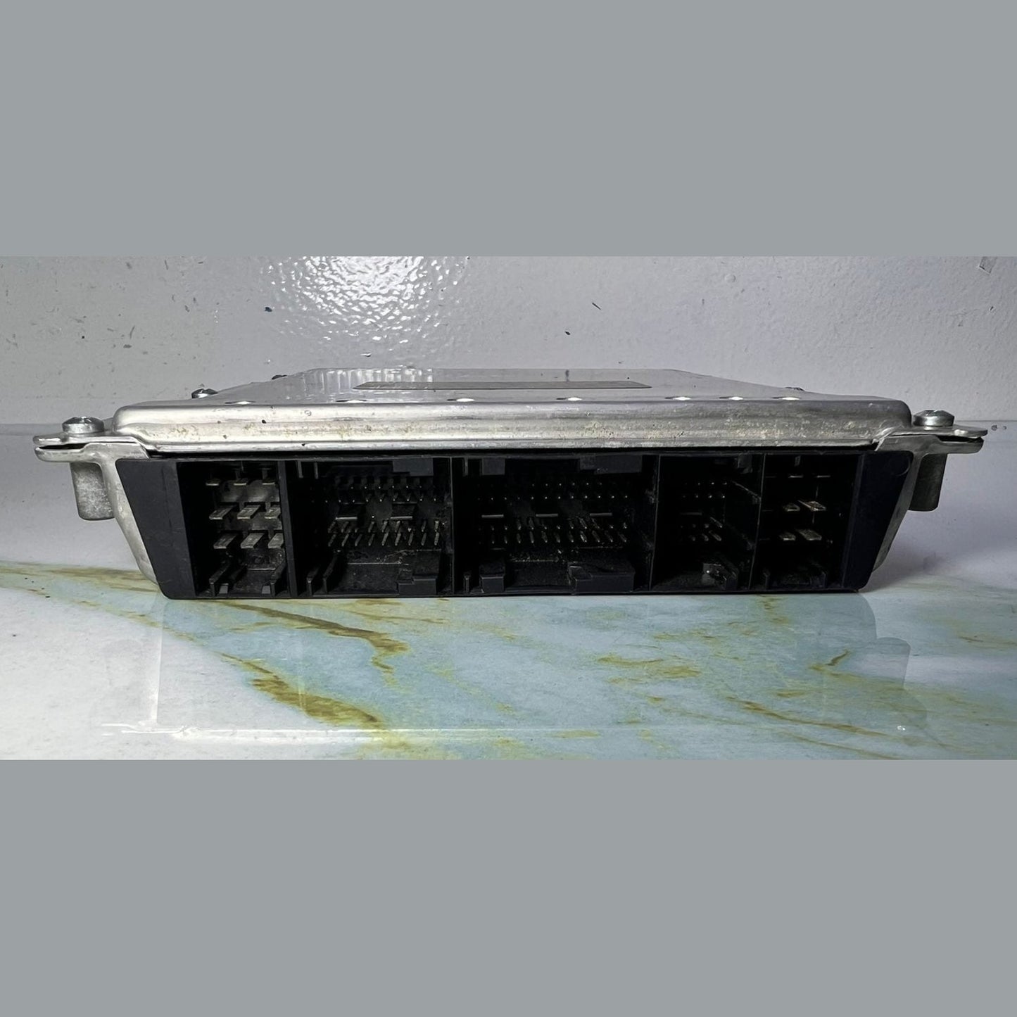 2003-05 Mercedes-Benz E320 Engine Control Unit A1121535479 C320, C240 and CLK320