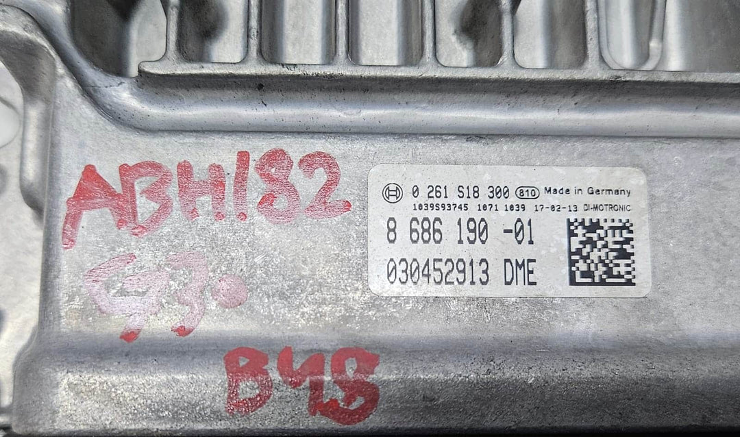 2017 BMW G30 530i B48 RHD Engine Control Unit ECU SET DME 8686190 OEM