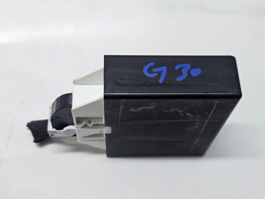2017-2019 BMW 530i G30 G31 G11 G12 Park Assistant Control Module 6841649 OEM