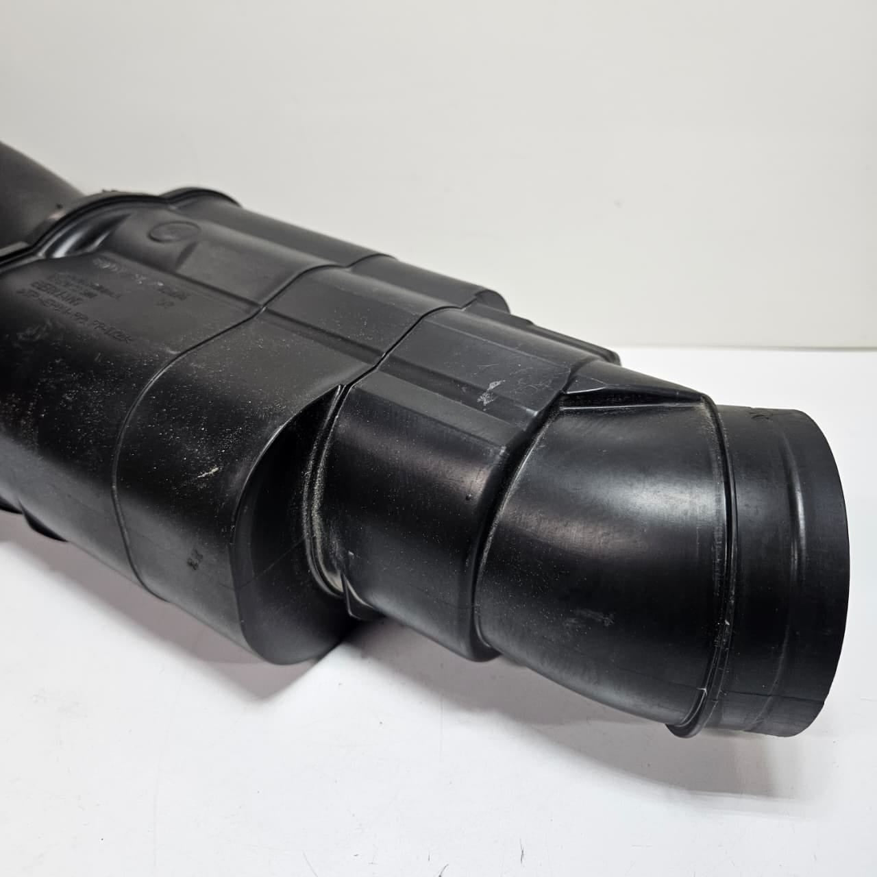 2011-2016 BMW F10 528i 535i Air Intake Duct 7612094 USED
