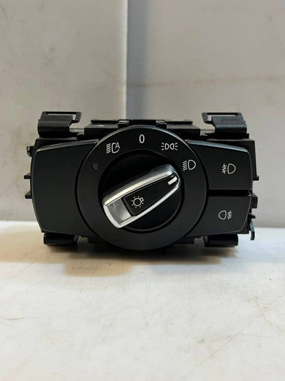 2007-2013 BMW  3 Series E90 and E91 328i Headlight Switch 9169404 OEM
