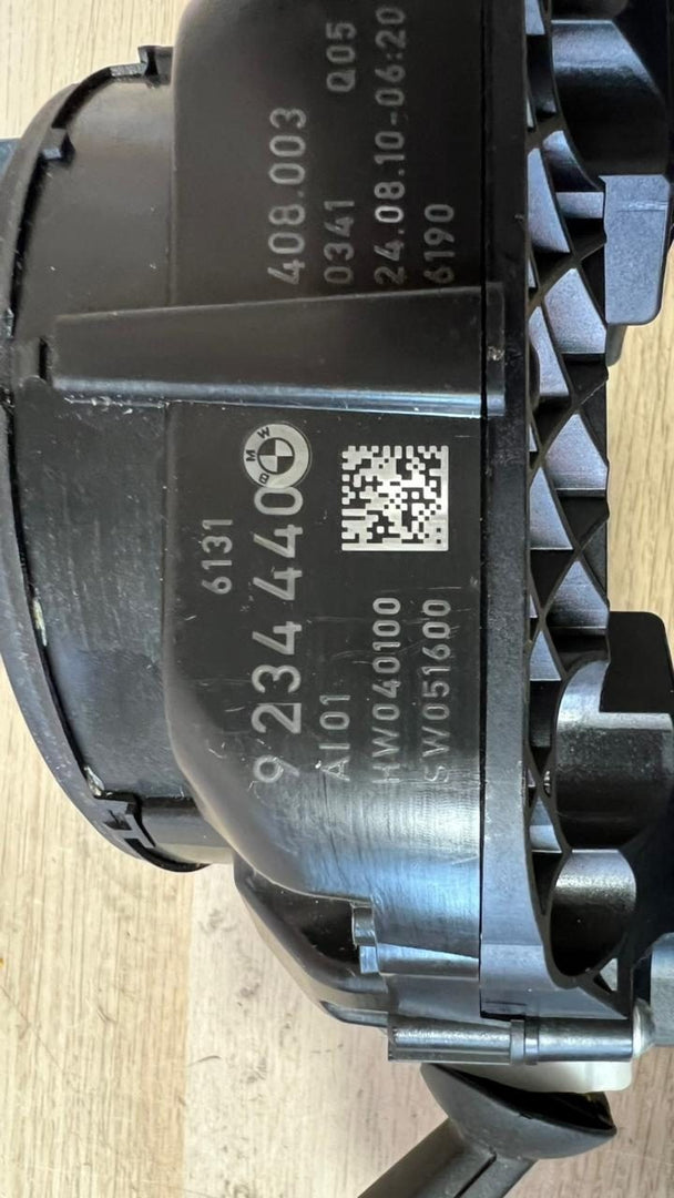 2011 BMW 750Li Steering Column Switch Cluster 9234440 7-Series F01 and 5-Ser SZL