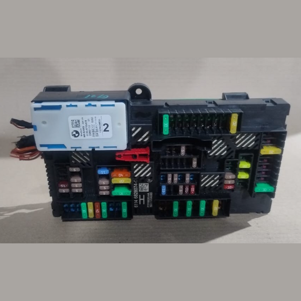 BMW F98 F97 X4 X3 G01  M BODY FUSE BOX CONTROL MODULE OEM  6828074