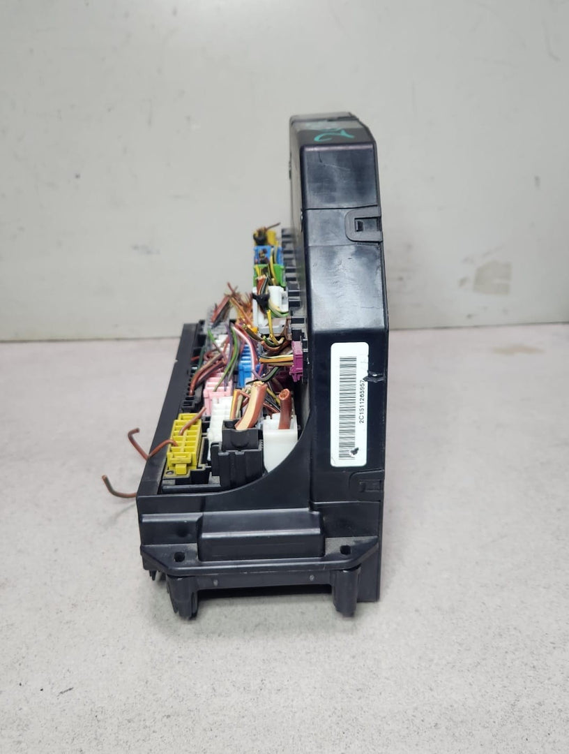 2014-2016 Mercedes-Benz E350 Fuse Box Relay Control Module A2129002627 W212 OEM