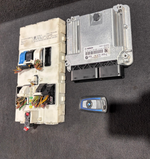 Load image into Gallery viewer, BMW 320d DIESEL N47N F30 F32 F34 F36 2013 ENGINE CONTROL DDE ECU SET -8573259
