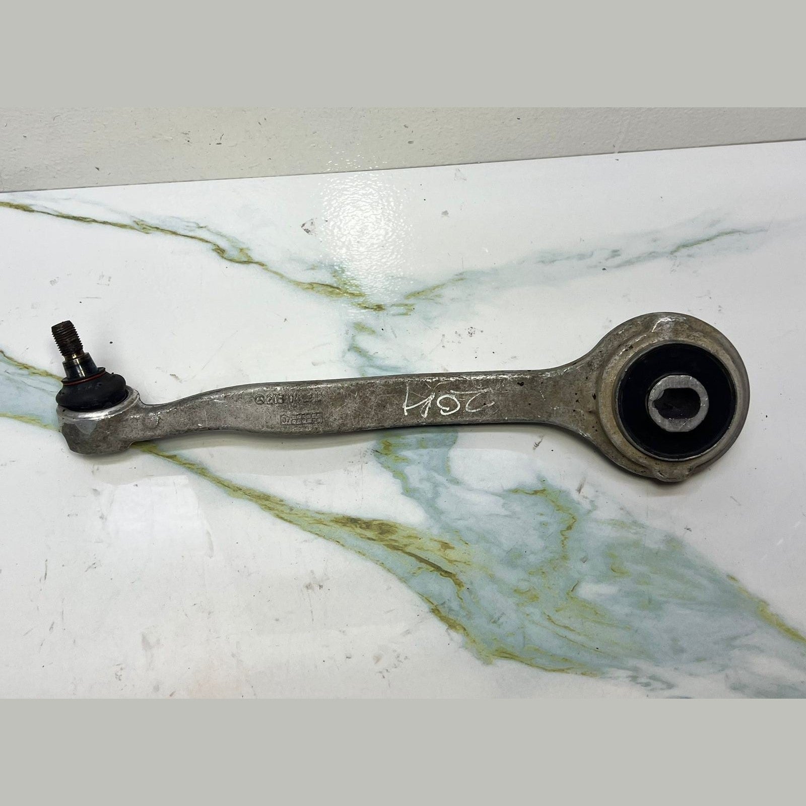 08-14 Mercedes W207 E350 C300 C350 Front Left Side Suspension Upper Control Arm