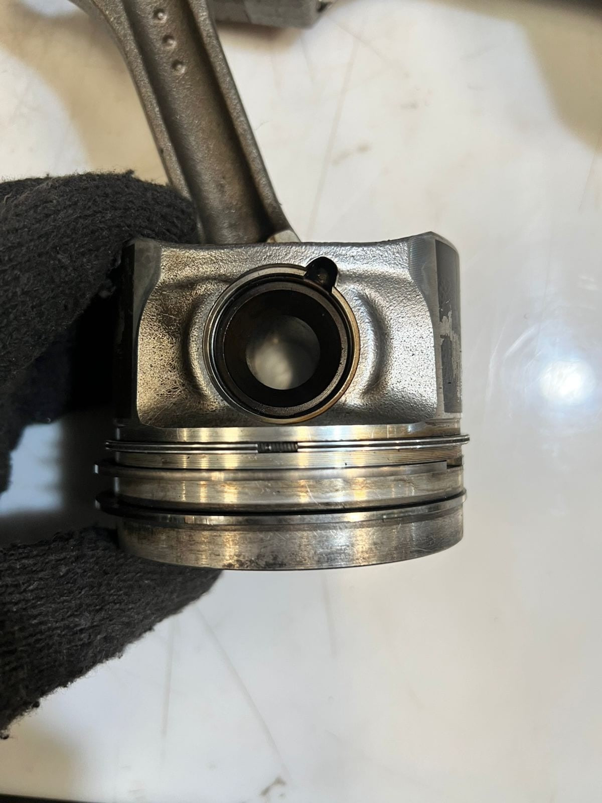 2014 Mini Cooper Countryman Piston with connecting rods 1.6 8575866 