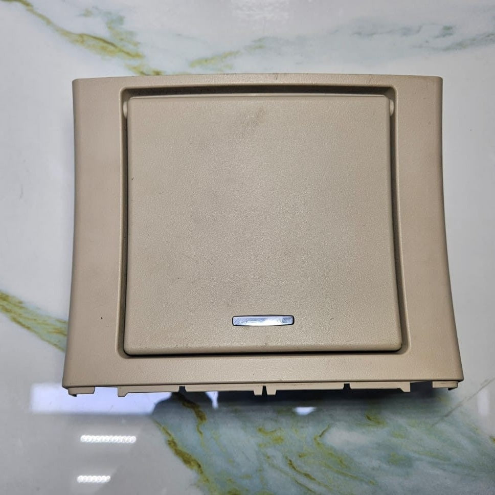 10-16 Mercedes W212 Rear Center Console Ashtray 12V Power Outlet A212 6805650