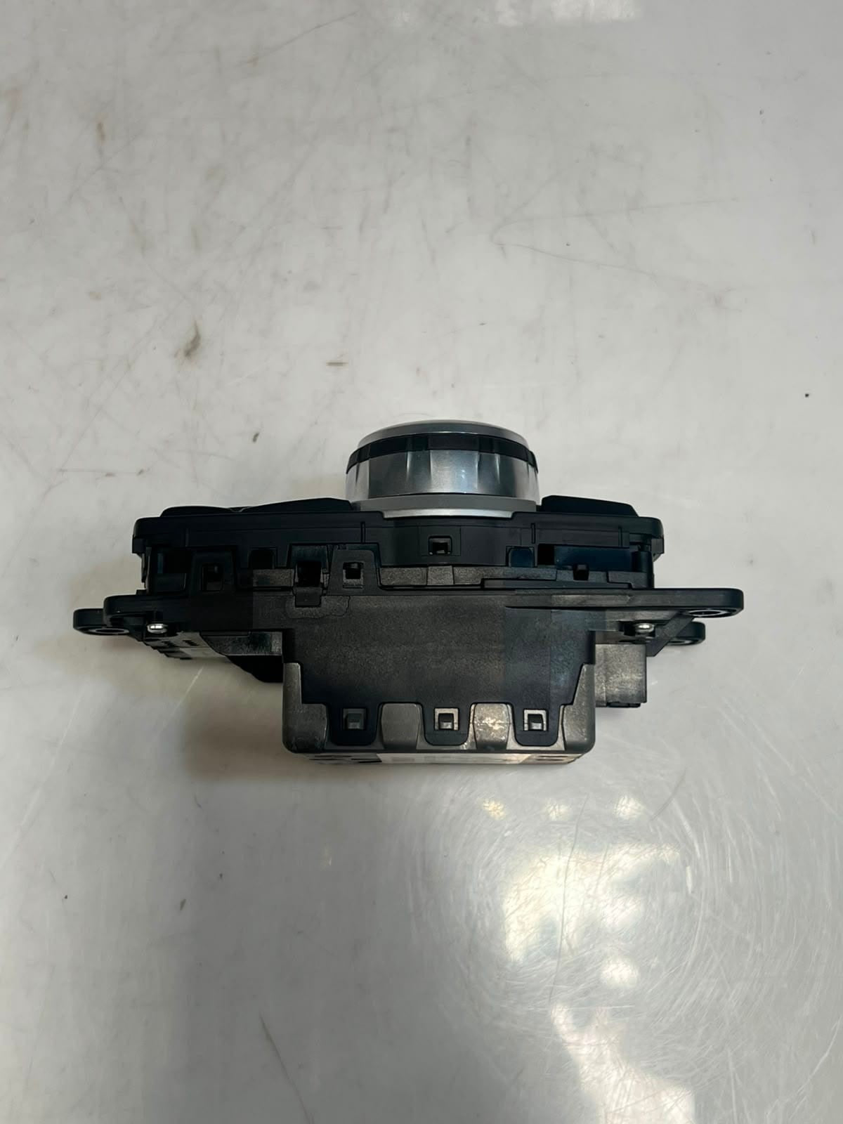 BMW F20, F21, F30, F31, F34, F10, F11, F25 Idrive MEDIA Controller 9267956 OEM