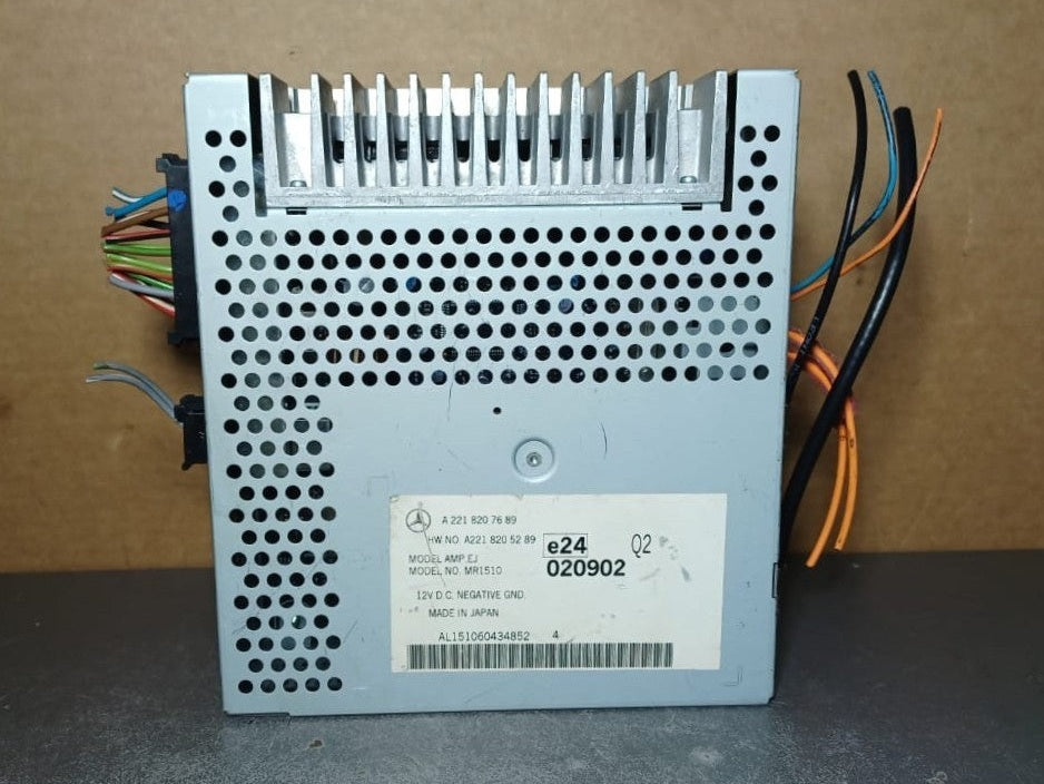 07-13 Mercedes W221 S-Class Radio Audio Amplifier Amp Module A221 8207689 OEM