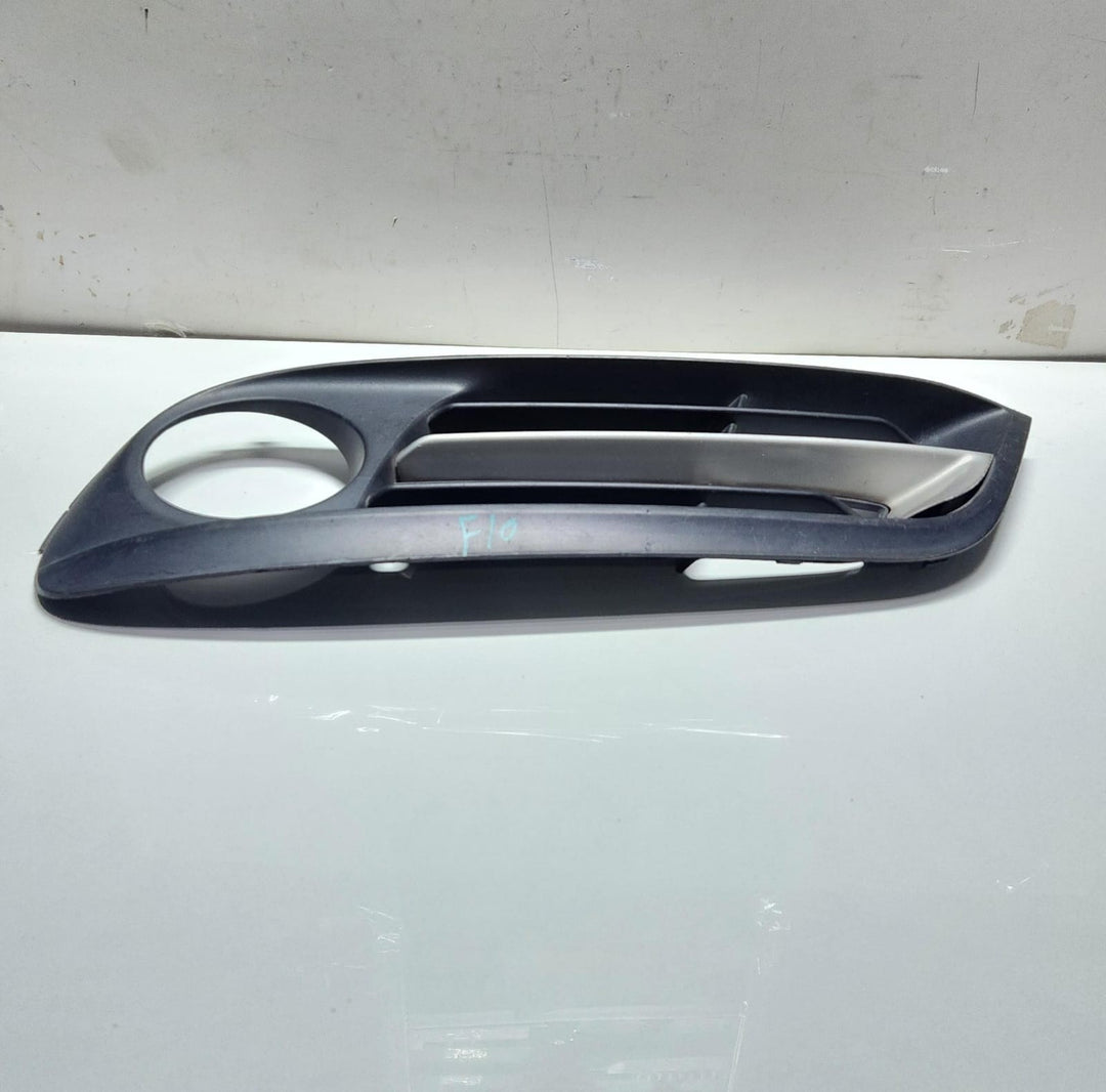 2011-2016 BMW 528i Fog Light Grille 7331735 F10 and F11 5 Series OEM