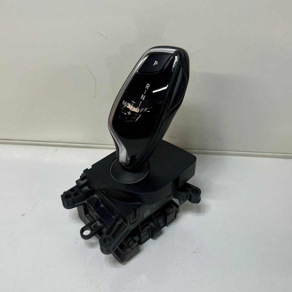 BMW G30 G31 Automatic Gear Selector 6825826 OEM