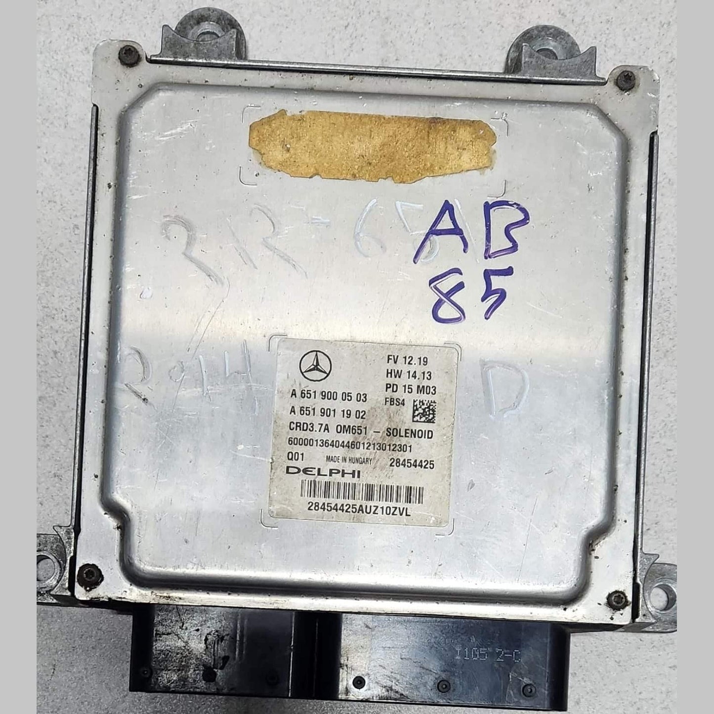 Mercedes Engine Control Unit A6519000503 W212 E220 CDI BlueTec models with OM651