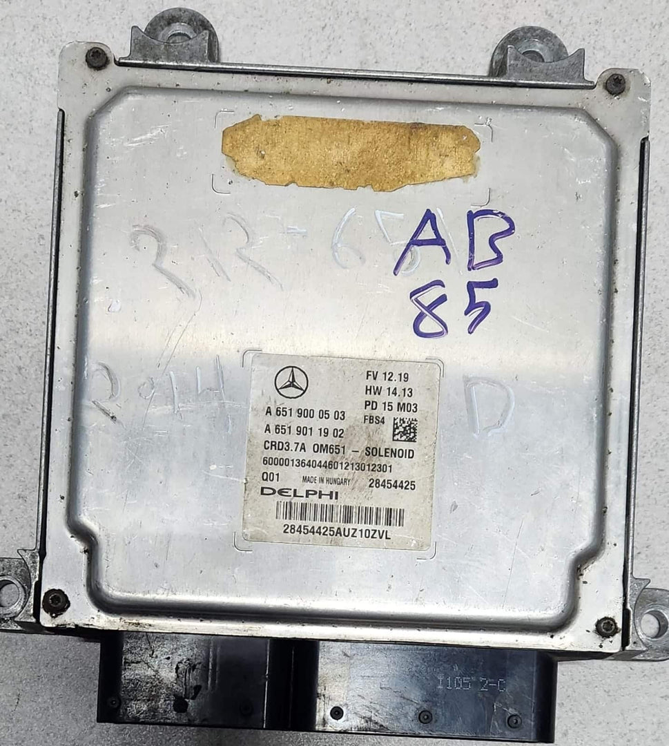 Mercedes Engine Control Unit A6519000503 W212 E220 CDI BlueTec models with OM651