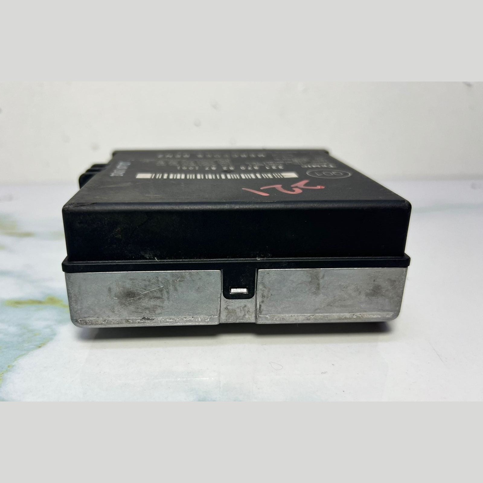 2007-2009 Mercedes-Benz S550 Trunk Release Remote Control Module 221 870 82 87 W