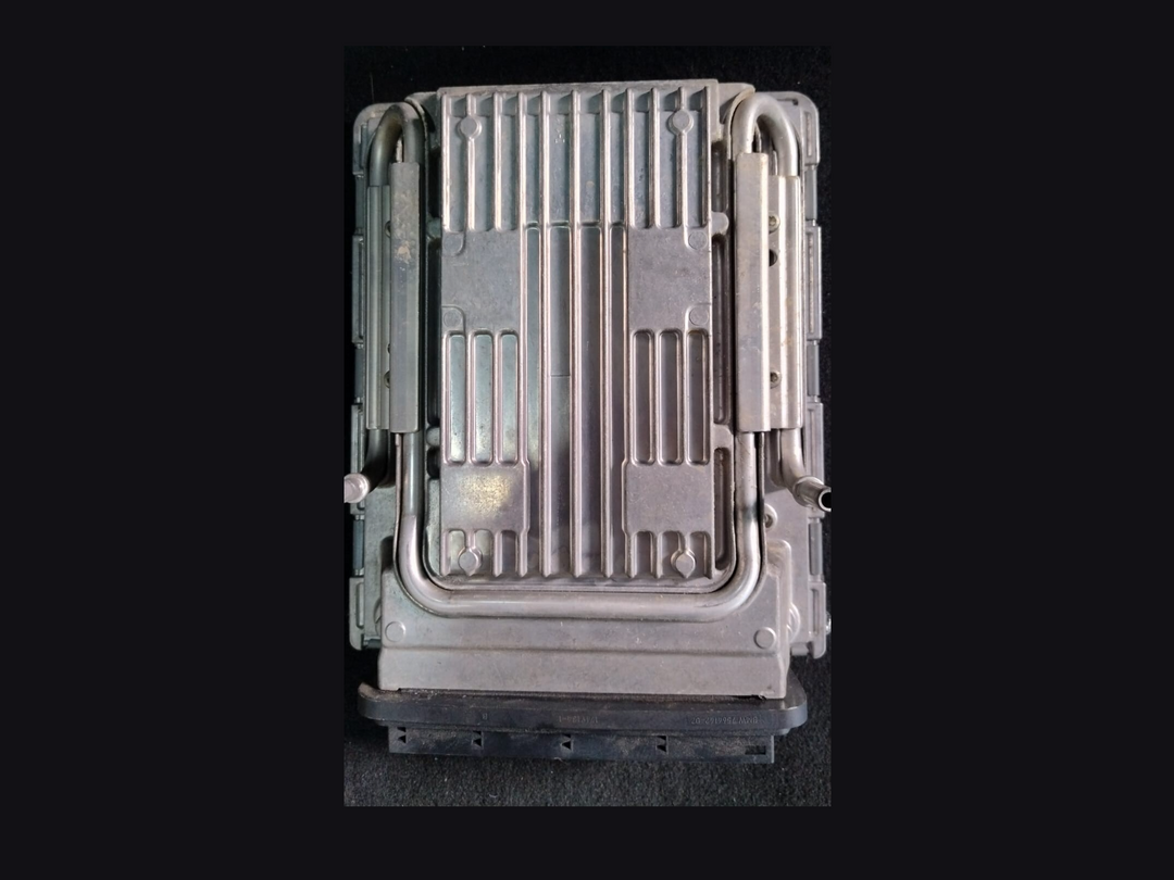 BMW 750i 7608099 Engine Control Module Unit Complete set with key  N63 TWIN TURB