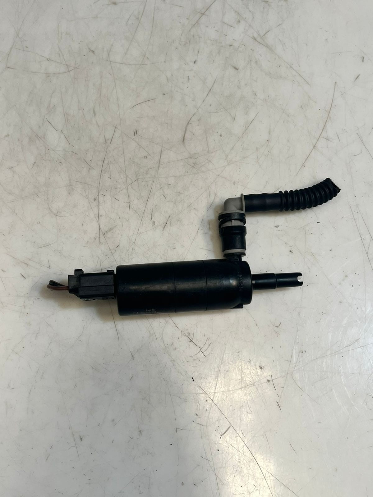 BMW F20 F30 F35 F10 F07 F01 F02 F25 E70 E71 E89 Headlight Washer Pump 7217792