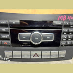 Bild in die Galerieansicht laden, 2012–2014 Mercedes-Benz W212 E-Class Head Unit CD Player A212 9007625 OEM