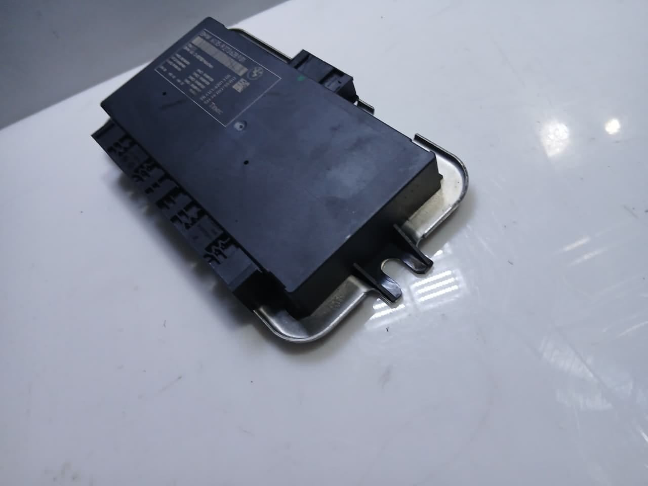 2011 BMW 5 Series F10 F11 F01 F06 F12 Light Control Module LCM 9273628 OEM