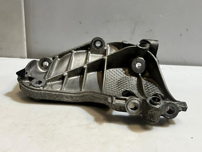 2015-2018 BMW M4 2' M2 F87 F22 F23 Air Conditioning Compressor Bracket 7585167