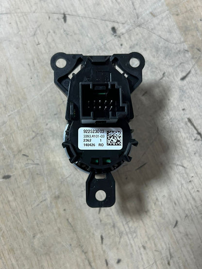 2012-2017 BMW F10 N20 520i Engine Control Unit SET DME+ CAS4 CG + 2KEYs 8606306