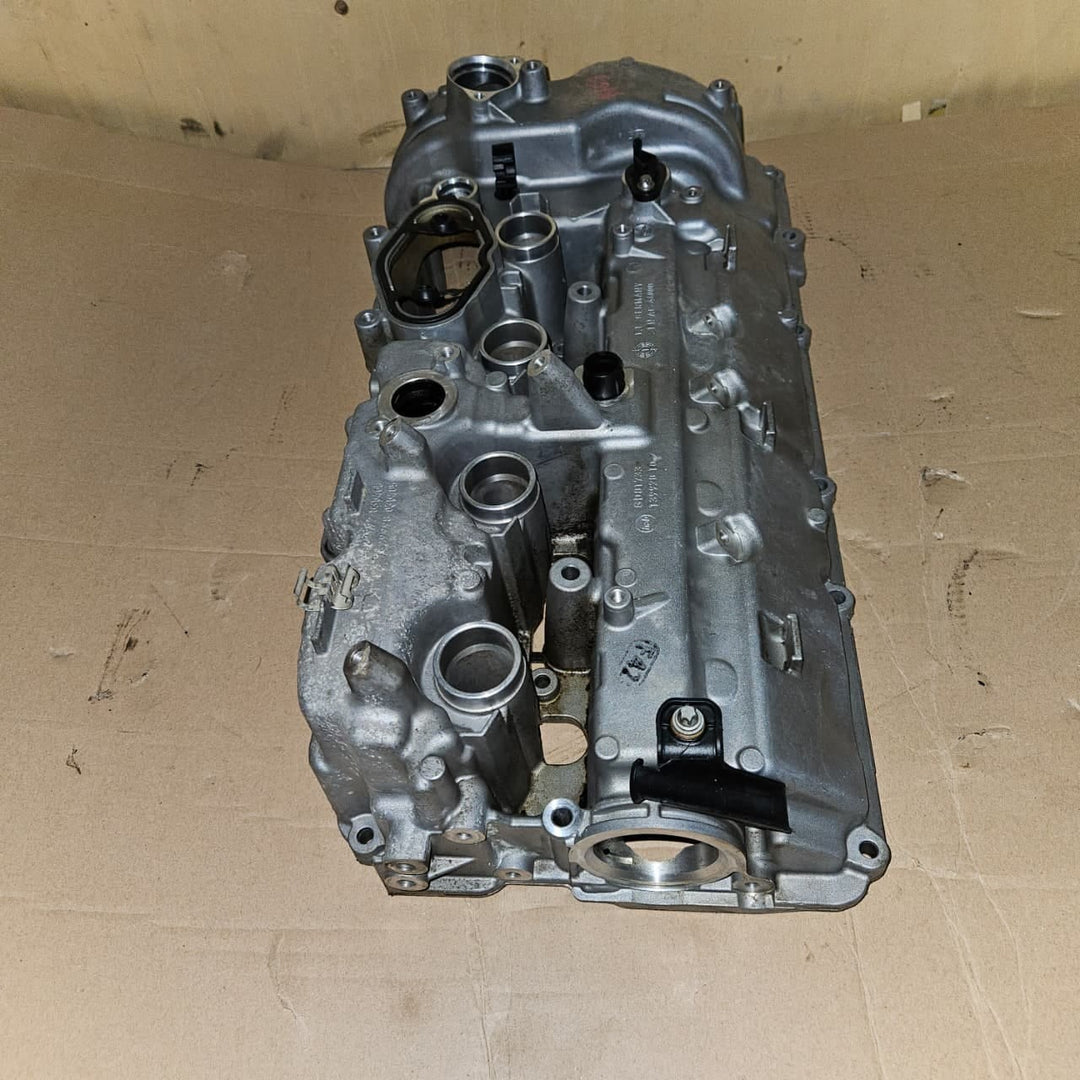 7629992-2012-2016 BMW M5 M6 F06 F10 S63N 4.4L V8 Turbocharge Engine Valve Cover 