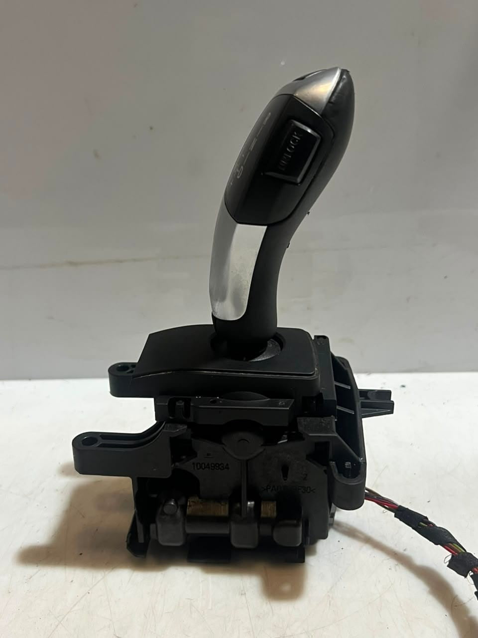 BMW 5' F10 F11X3 F25 xDrive 20d 30d Automatic Gear Shifter/Selector 9253078 OEM