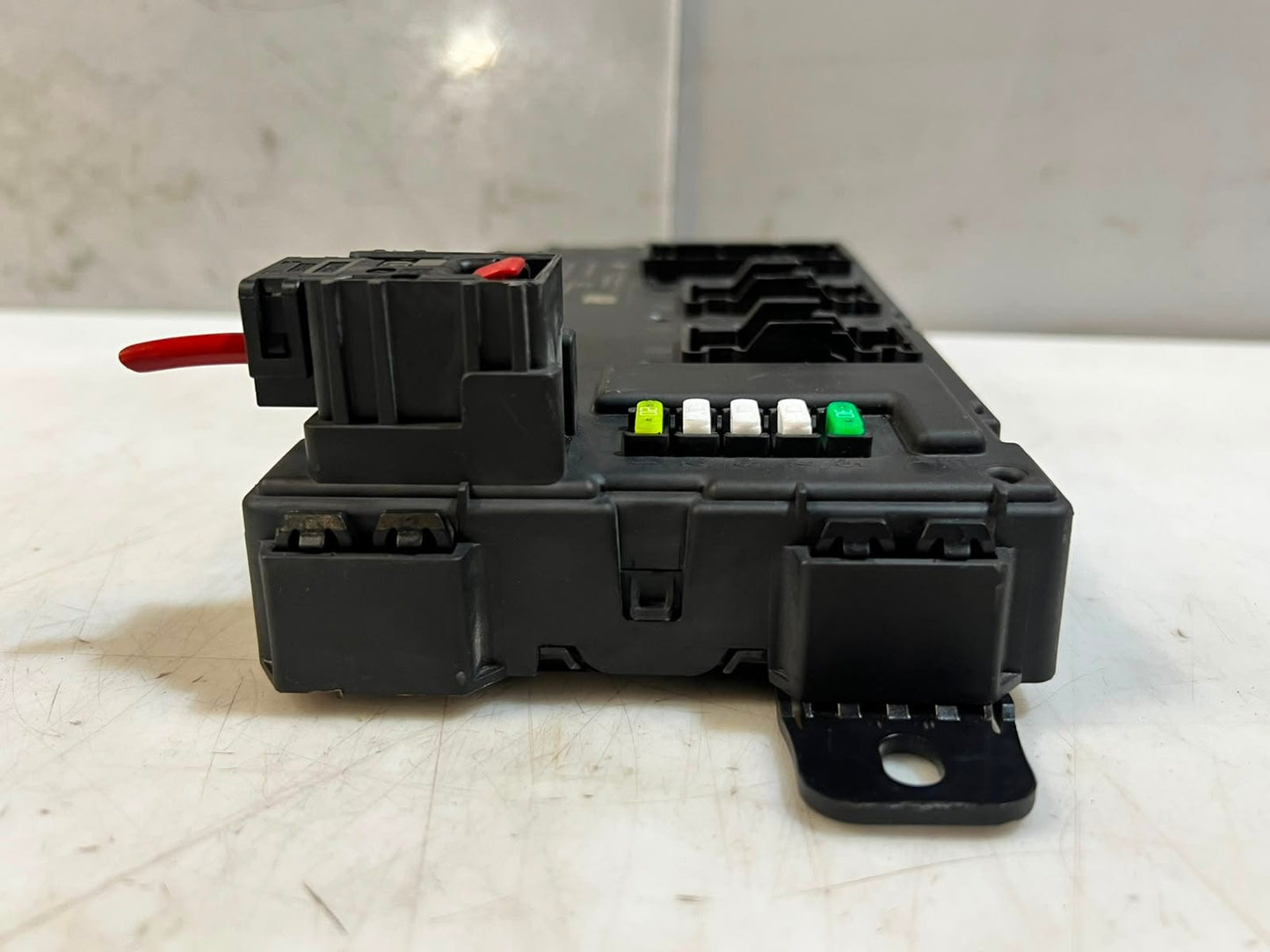 BMW 3 Series F20 F22 F30 F32 Rear Electronic Module REM Body Control 9866982