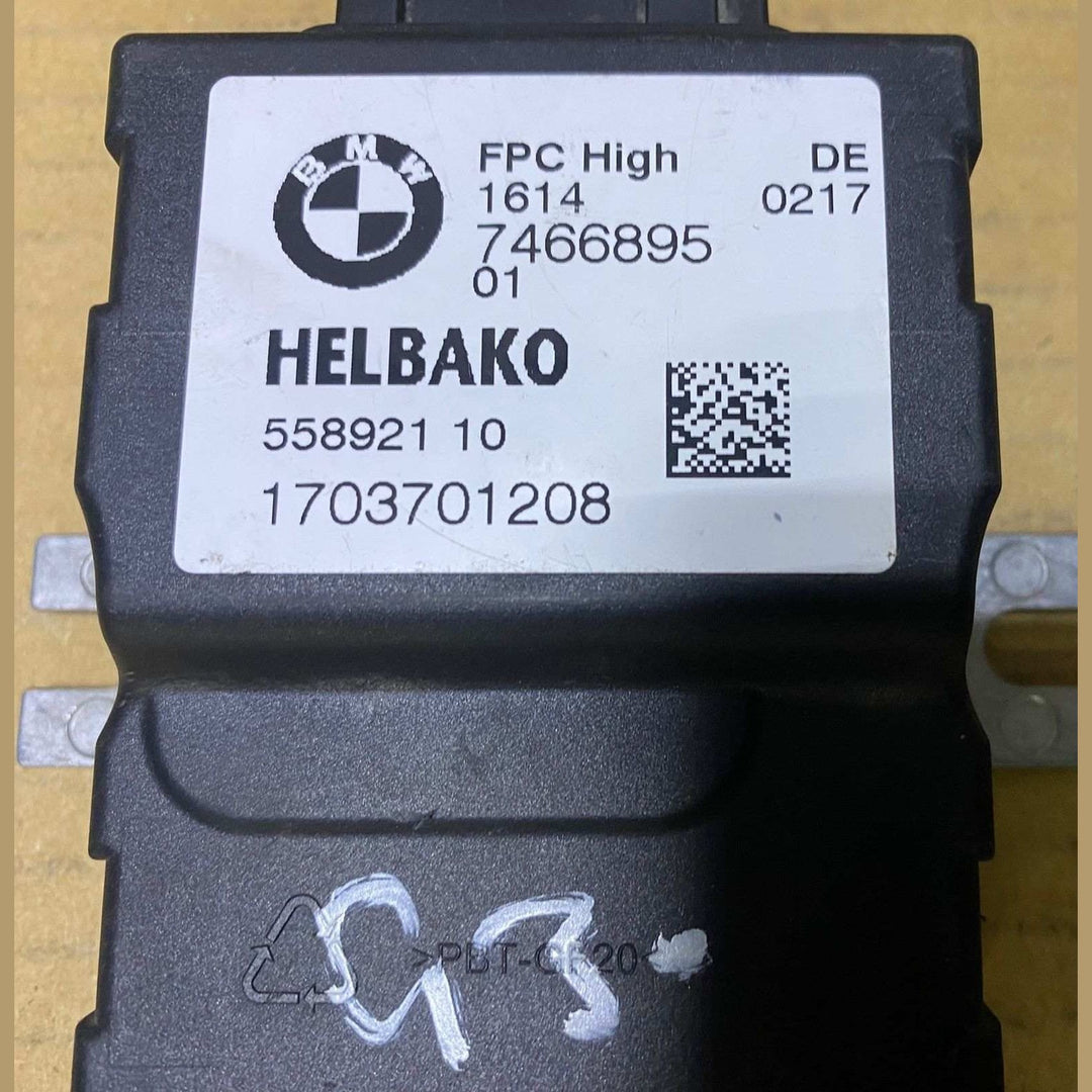 2016 BMW M5 Fuel Pump Control Module 7466895 5 Series G30, 7 Series G11 G12, X5 