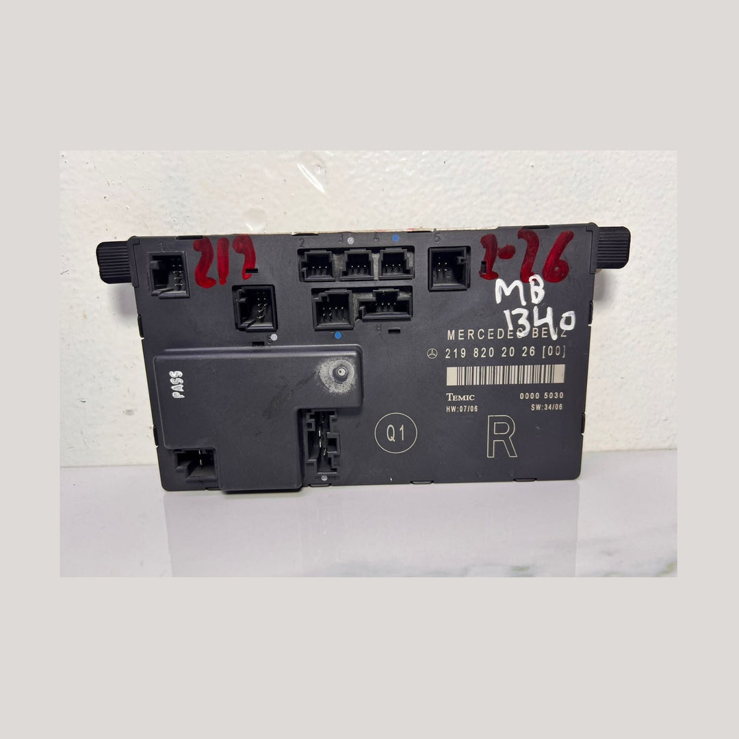 06-11 Mercedes CLS500 Door Control Module 219 8202026 W209 CLK-Class and W219 