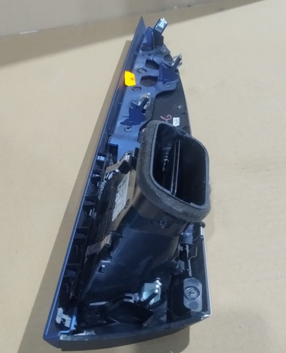 BMW 1 SERIES F20 F21 2012 DASHBOARD AIR VENT GRILL & TRIM LEFT SIDE 9205355