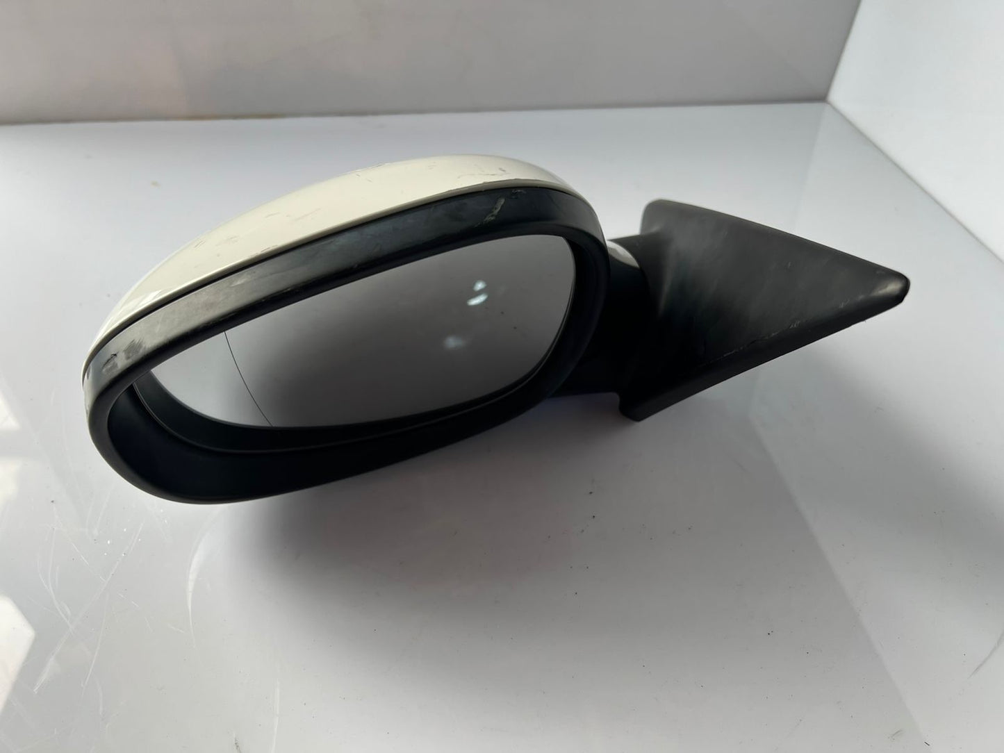 BMW E90 LCI 3-Series 328i 335i sedan LEFT SIDE Exterior Mirror 7182695 OEM RHD