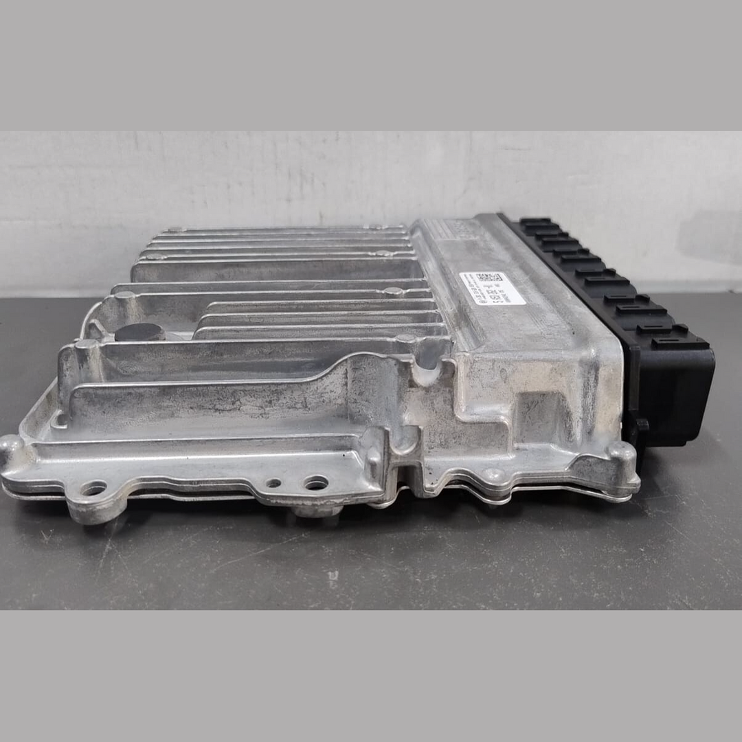 OEM BMW G80 M3 G82 M4 S58 DME Engine Control Unit ECU BDC Module Key 5A53262