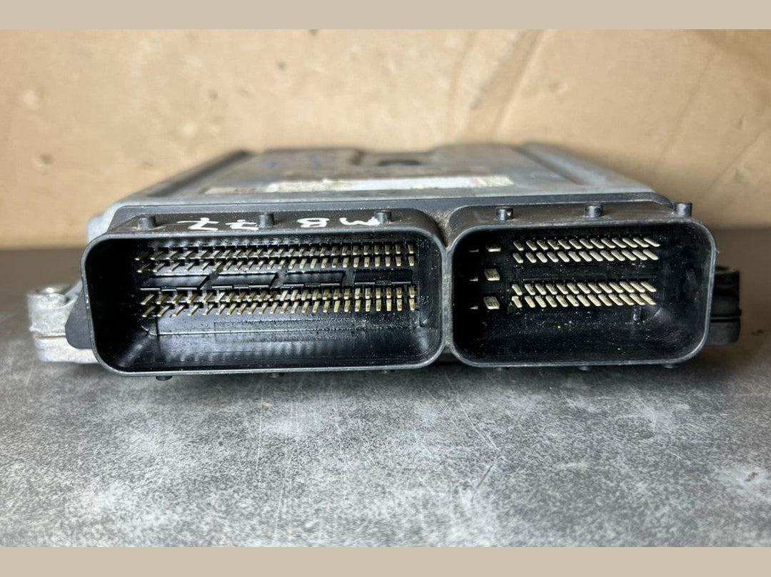 10-14 Mercedes W204 C-Class Engine Control Module Unit ECM ECU A276 9005000 OEM