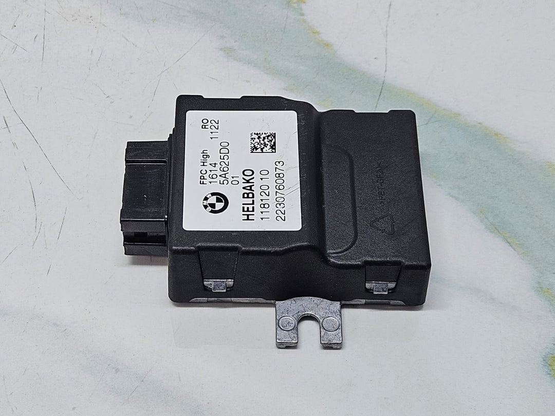 2022-2024 BMW 330i 3 Series G20 G21, 4 Ser G23 Fuel Pump Control Module 5A625D0