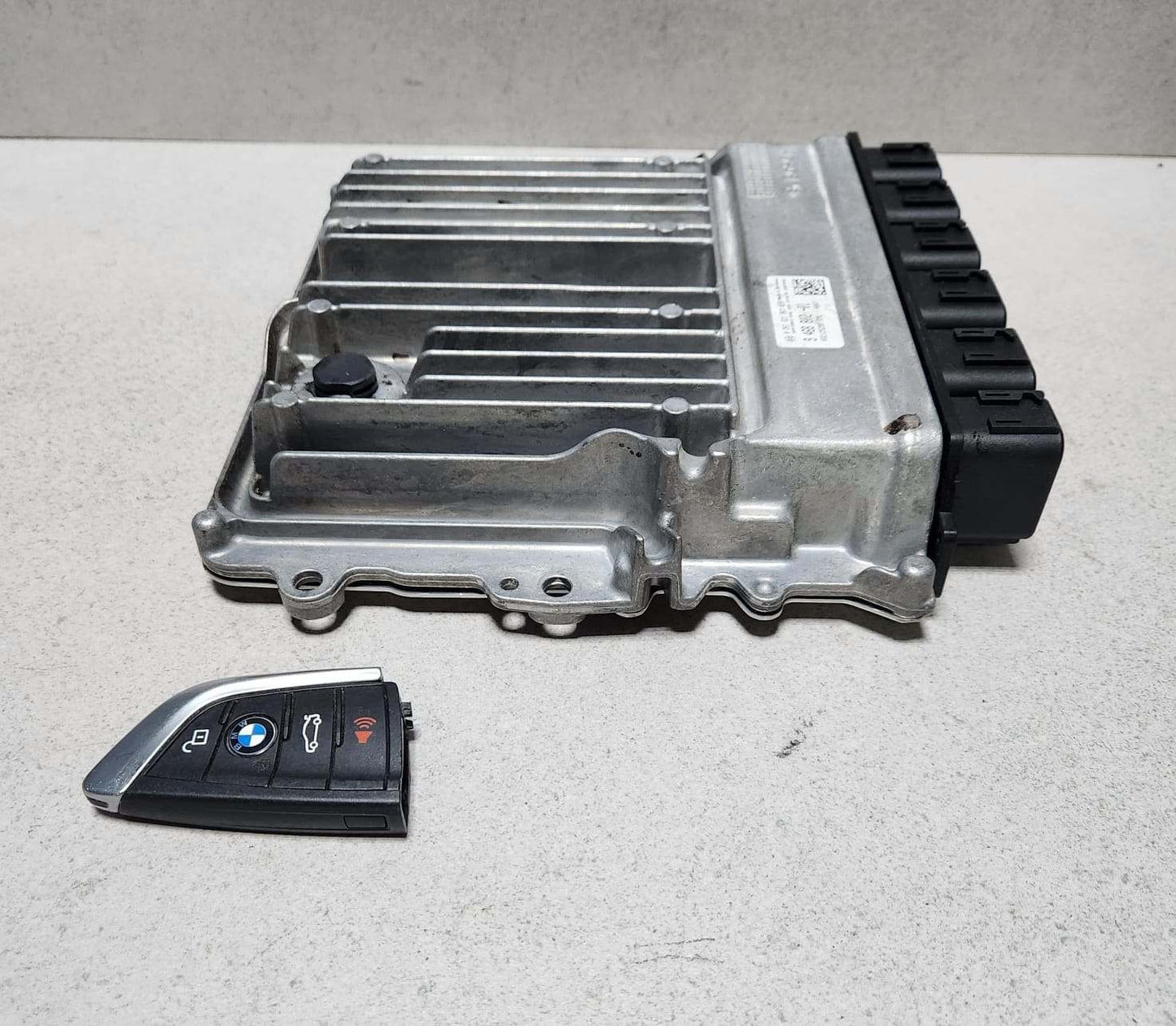 2019 BMW X3 G01 Engine Control Module 9468802 X3 X4 G01 G02 G30 B48 ECU SET