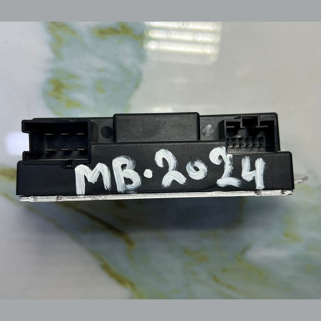 2015 Mercedes-Benz C400 Fuel Pump Control Module A 000 900 32 06 S-Class W222 C-