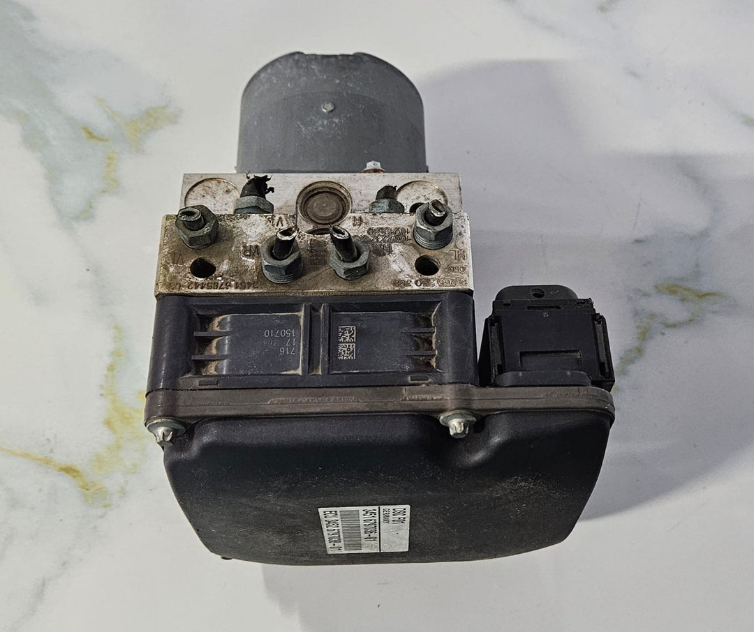 OEM BMW F02 F07 ABS Anti Lock Pump Brake Module 6797036, 6797038