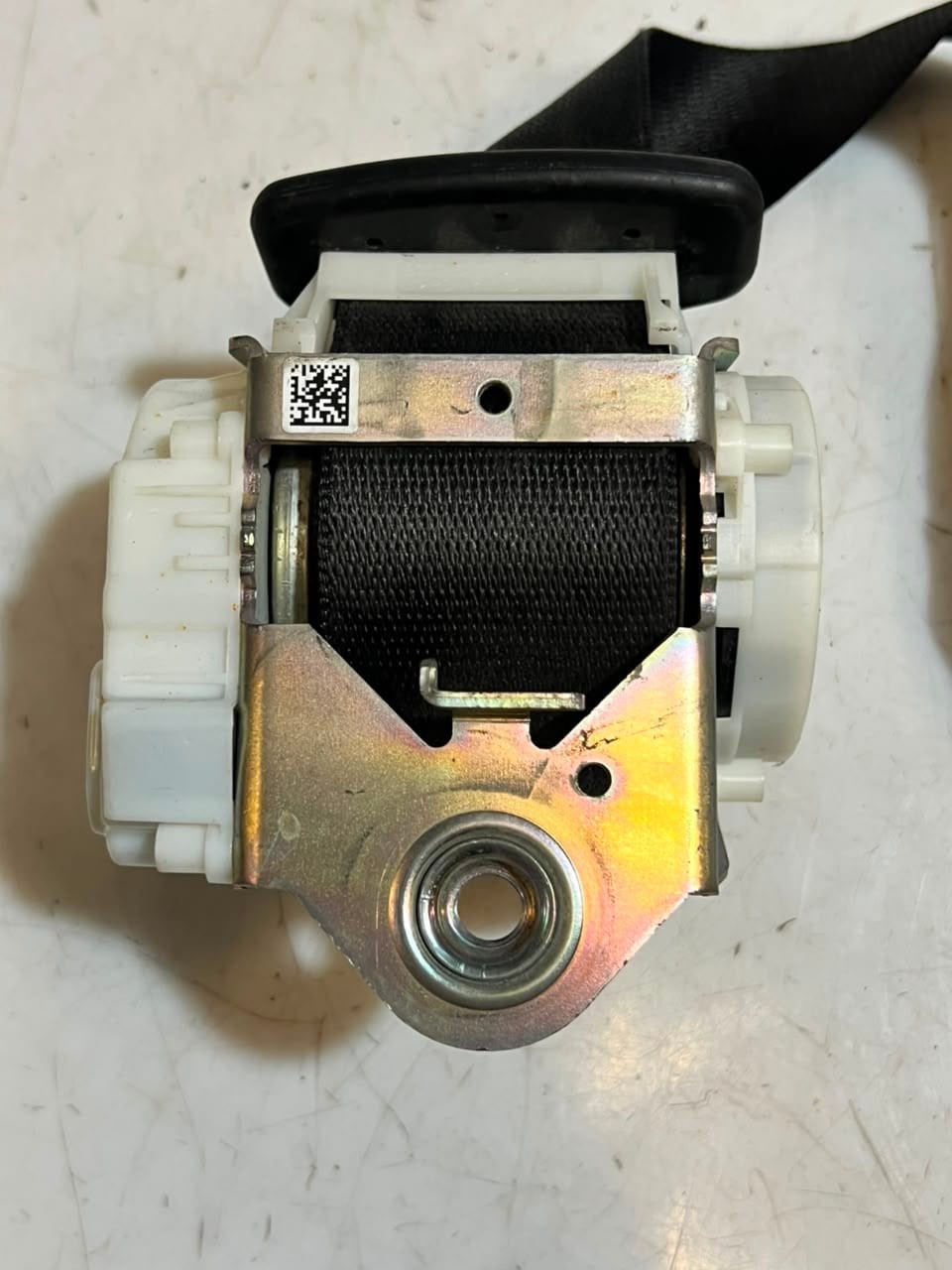 2022 BMW i3 Rear left Seat Belt 34128956 OEM