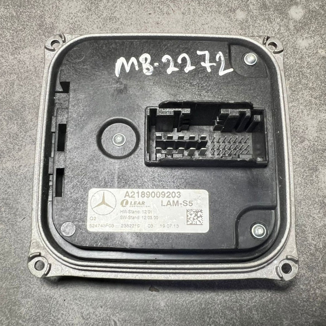 12-16 Mercedes W218 LED Headlight Voltage Regulator Ballast Module A218 9009203