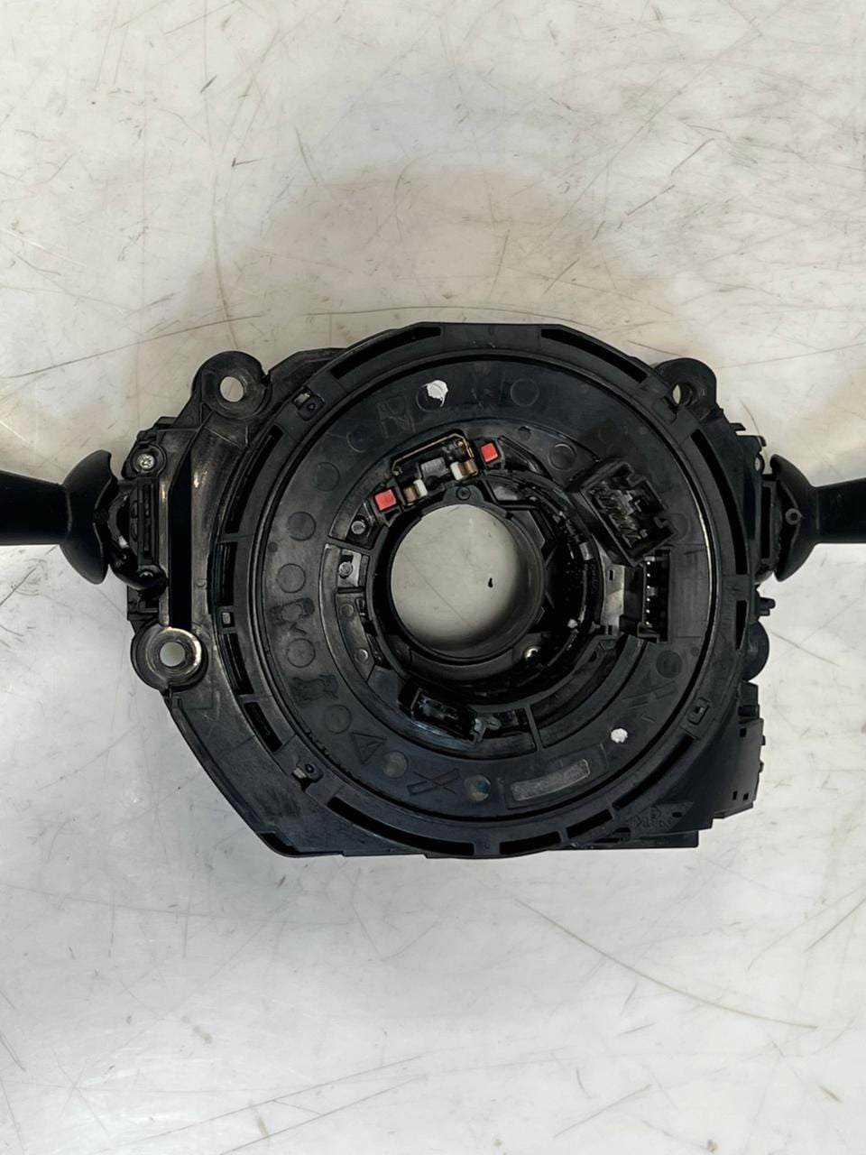 BMW 2' F45 F46 X1 F48 X2 F39 F15 X5 M F85 Switch Cluster Steering Column 6827370